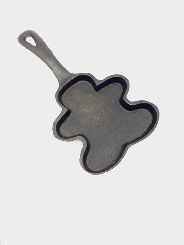 Cast iron gingerbread man - cast,