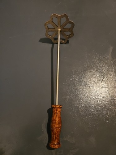 Vintage rosette iron mold - rosette,