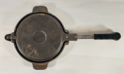 Vintage cast iron heart shaped - iron,
